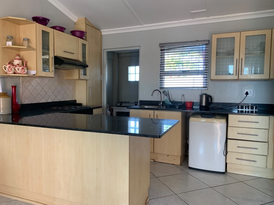 3 Bedroom Property for Sale in Pellsrus Eastern Cape